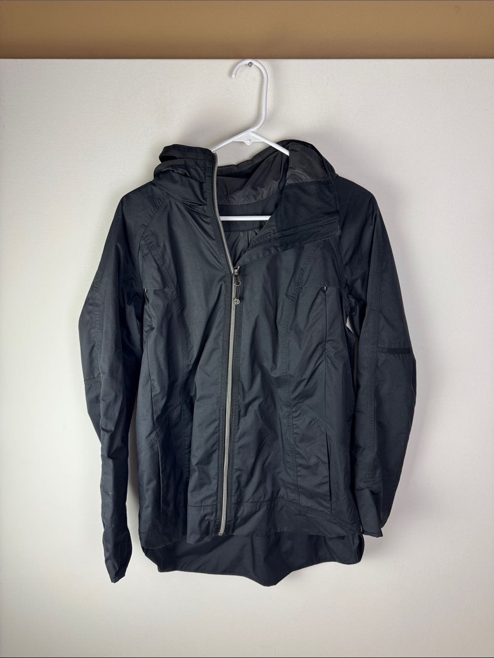 Lululemon Light Jacket - Women's 8